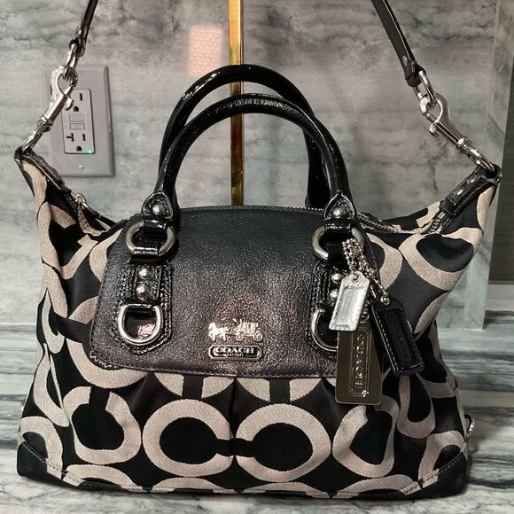 COACH MADISON PHOEBE CLOTH SATCHEL EUC - Picture 10 of 16